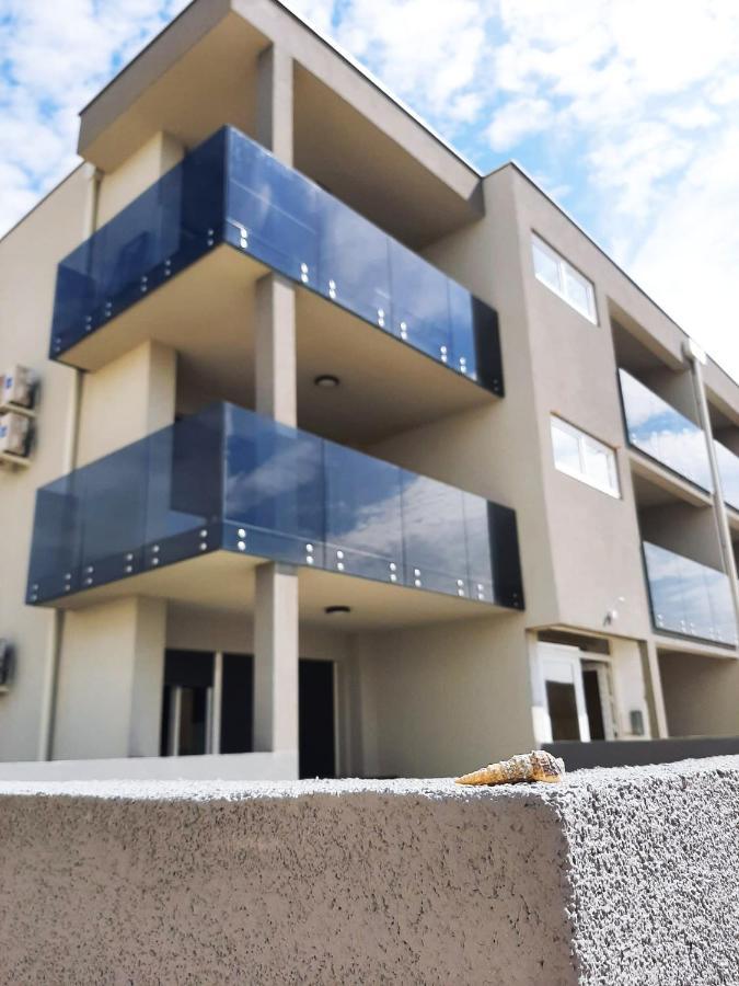 Apartments Anda נין מראה חיצוני תמונה